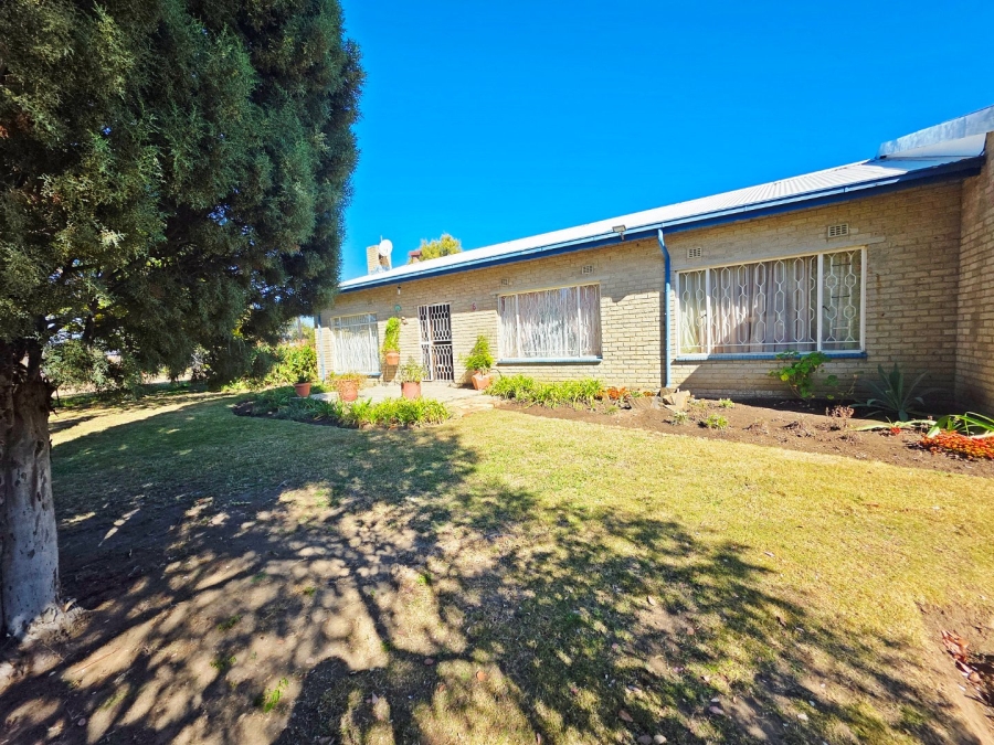 3 Bedroom Property for Sale in Oranjeville Free State